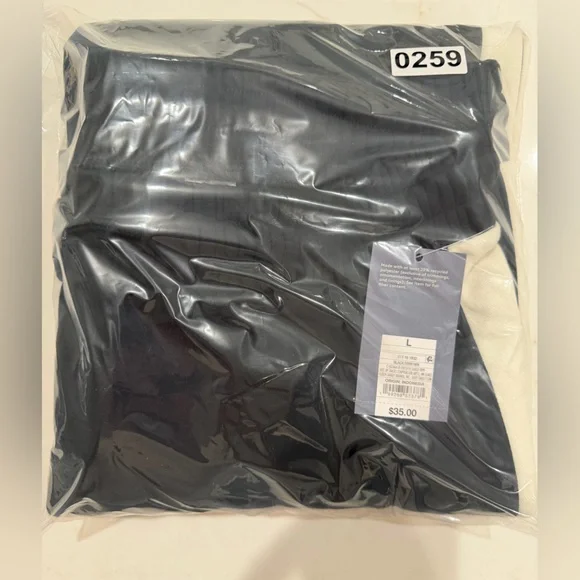 Universal Thread™ Women's Mid-Rise Straight Leg Pull-On Pants - Black L - Picture 10 of 11